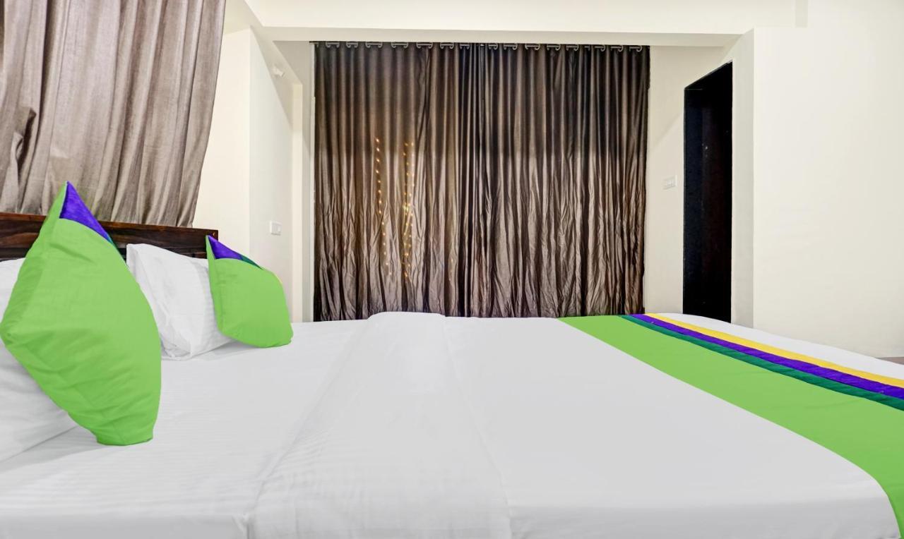 Treebo Tulip Hotel Pune Exterior photo
