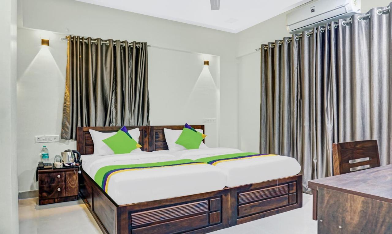 Treebo Tulip Hotel Pune Exterior photo